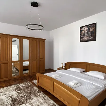 Apartment Ely's Place