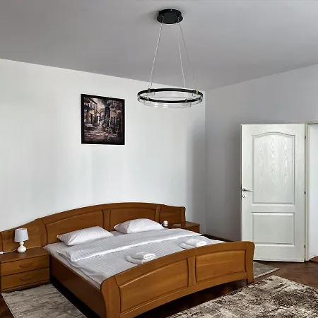 Ely's Place Sibiu